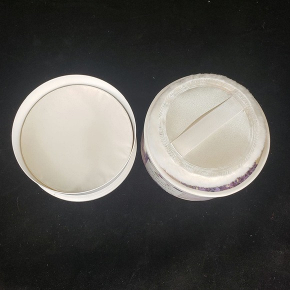 Bronnley England Lavender Dusting Body Powder NEW Grannycore - Picture 5 of 6